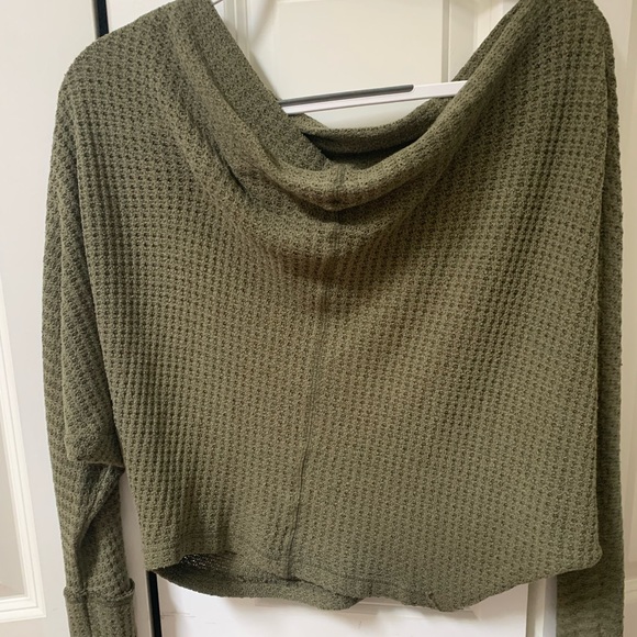Green free people off the shoulder sweater - Picture 3 of 7